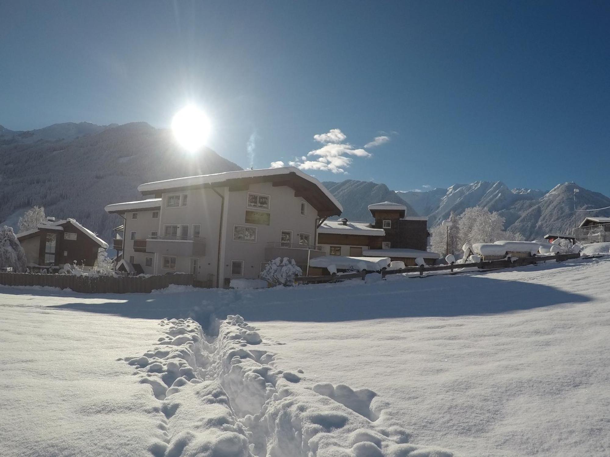 Ferienhaus Bergauf With Hot Tub Neukirchen am Großvenediger Esterno foto