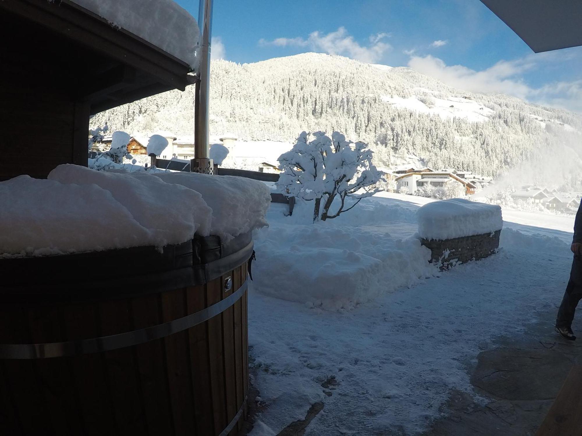 Ferienhaus Bergauf With Hot Tub Neukirchen am Großvenediger Esterno foto