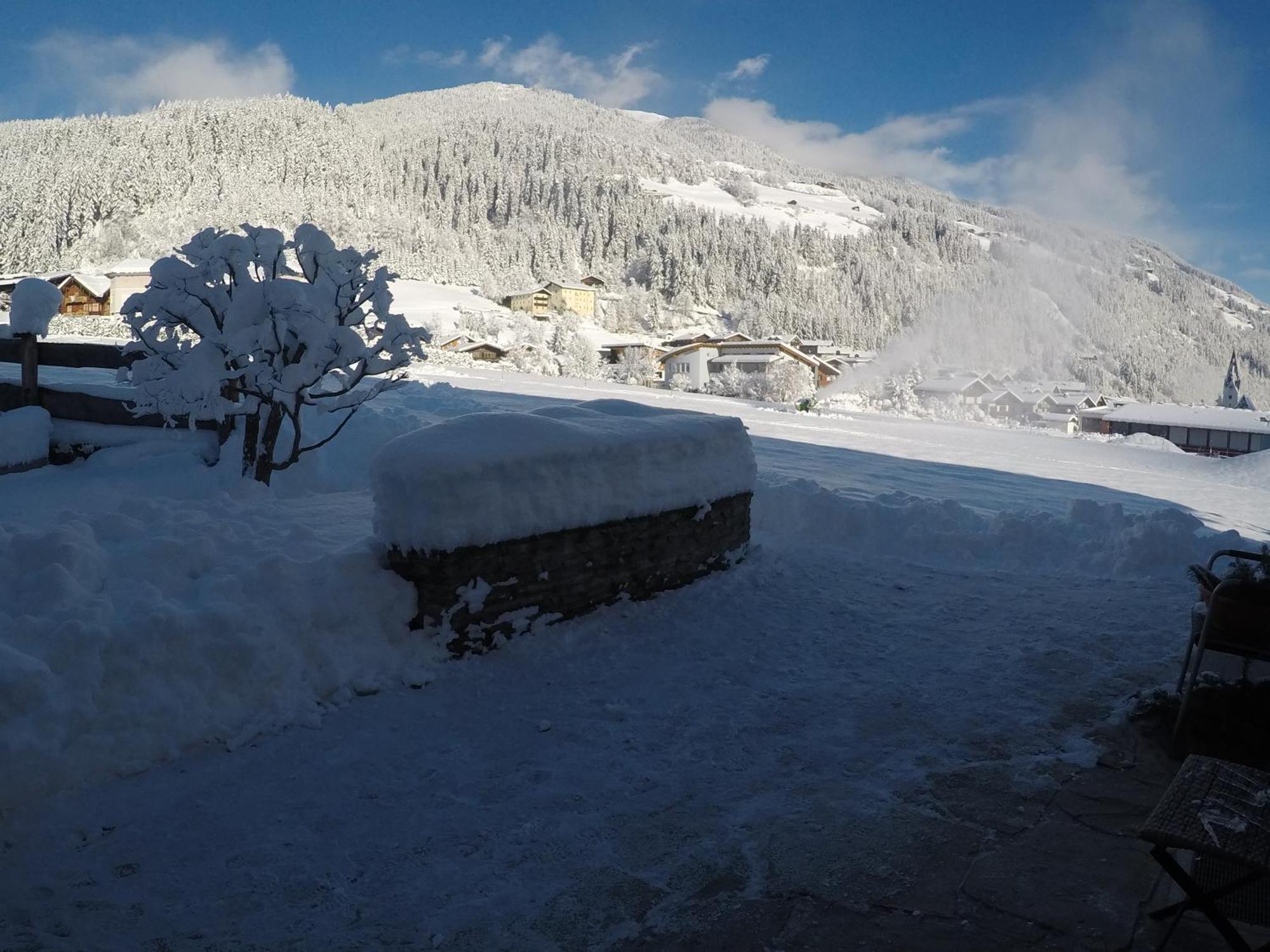 Ferienhaus Bergauf With Hot Tub Neukirchen am Großvenediger Esterno foto