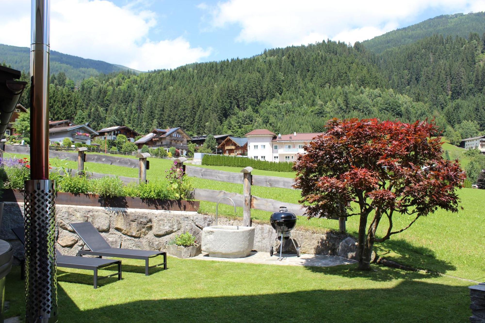 Ferienhaus Bergauf With Hot Tub Neukirchen am Großvenediger Esterno foto